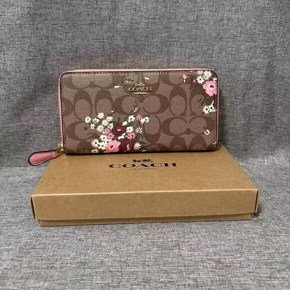 NEW COACH Long Zip Around Wallet In Signature Canvas With Floral Print outlet - Picture 1 of 9